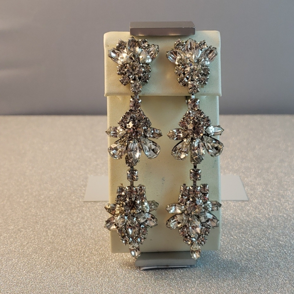 Clear Rhinestone dangle earrings